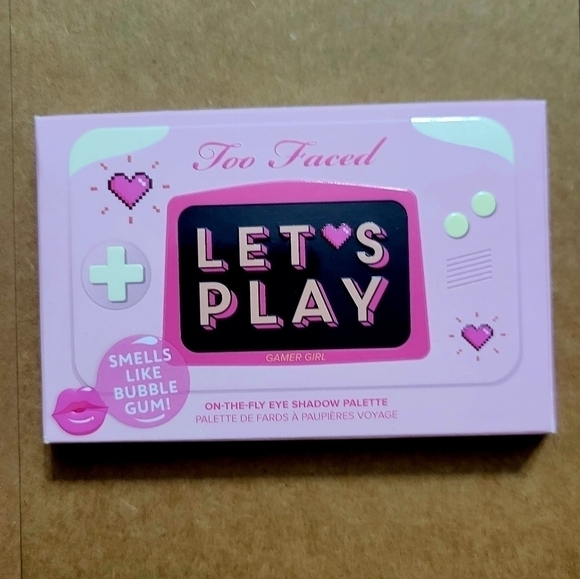 Too faced mini shadow palette - Picture 1 of 4